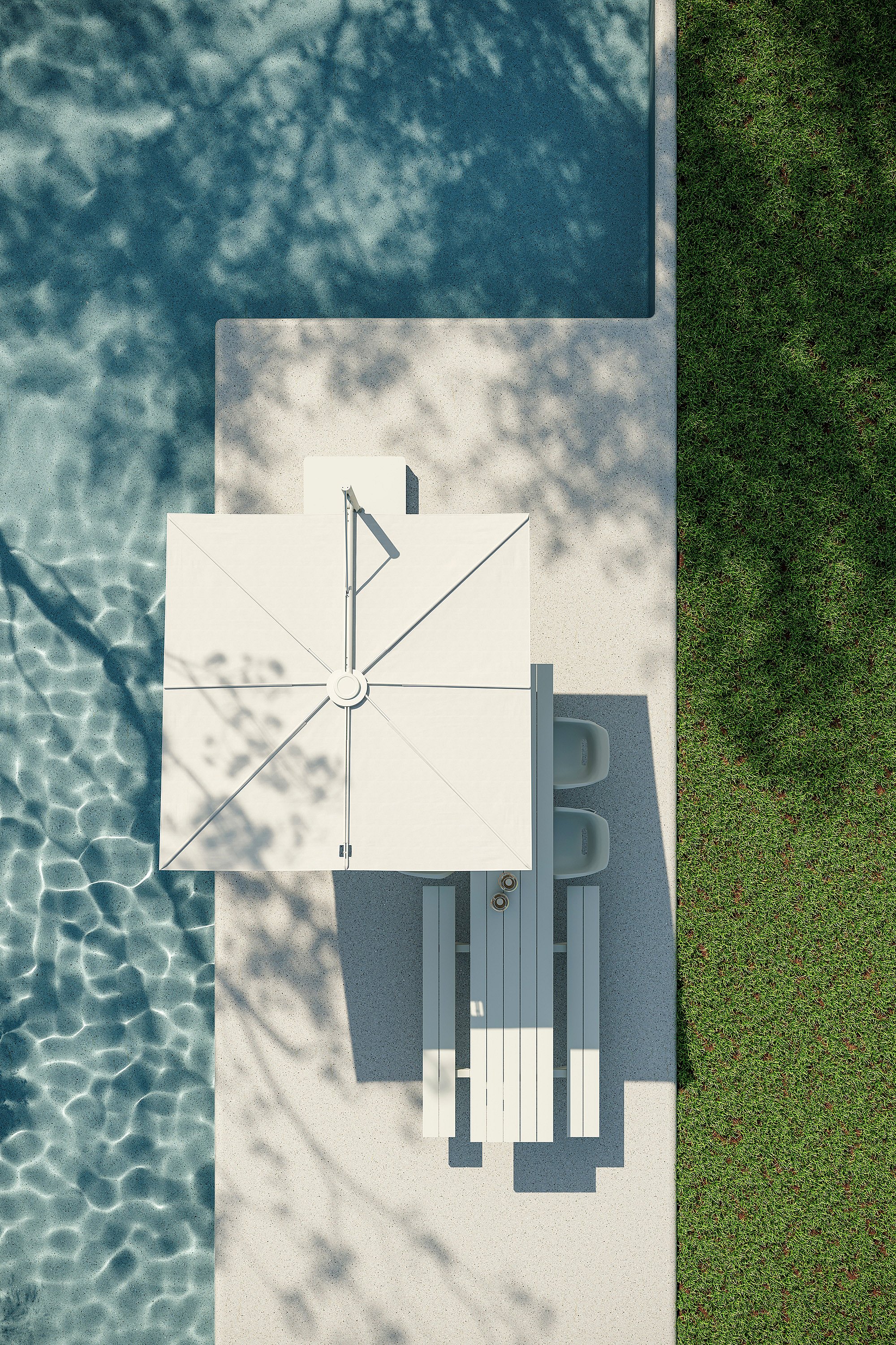 Bovenaanzicht van een Papyrus witte Sensu die een witte Marina-combinatie naast een zwembad schaduwt, met zachte boomschaduwen over het terras en gras.