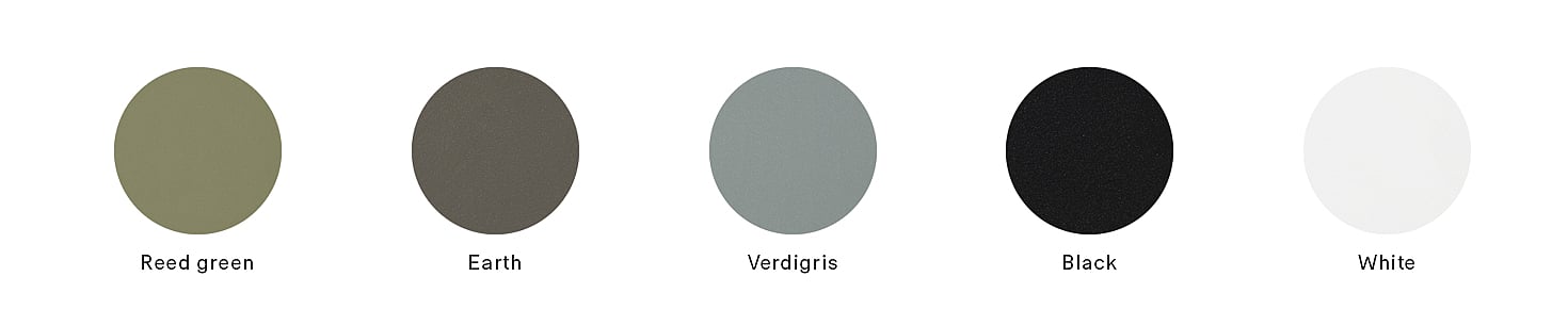 Cinq échantillons de couleurs circulaires pour Hopper AA étiquetés vert roseau, terre, verdigris, noir et blanc.