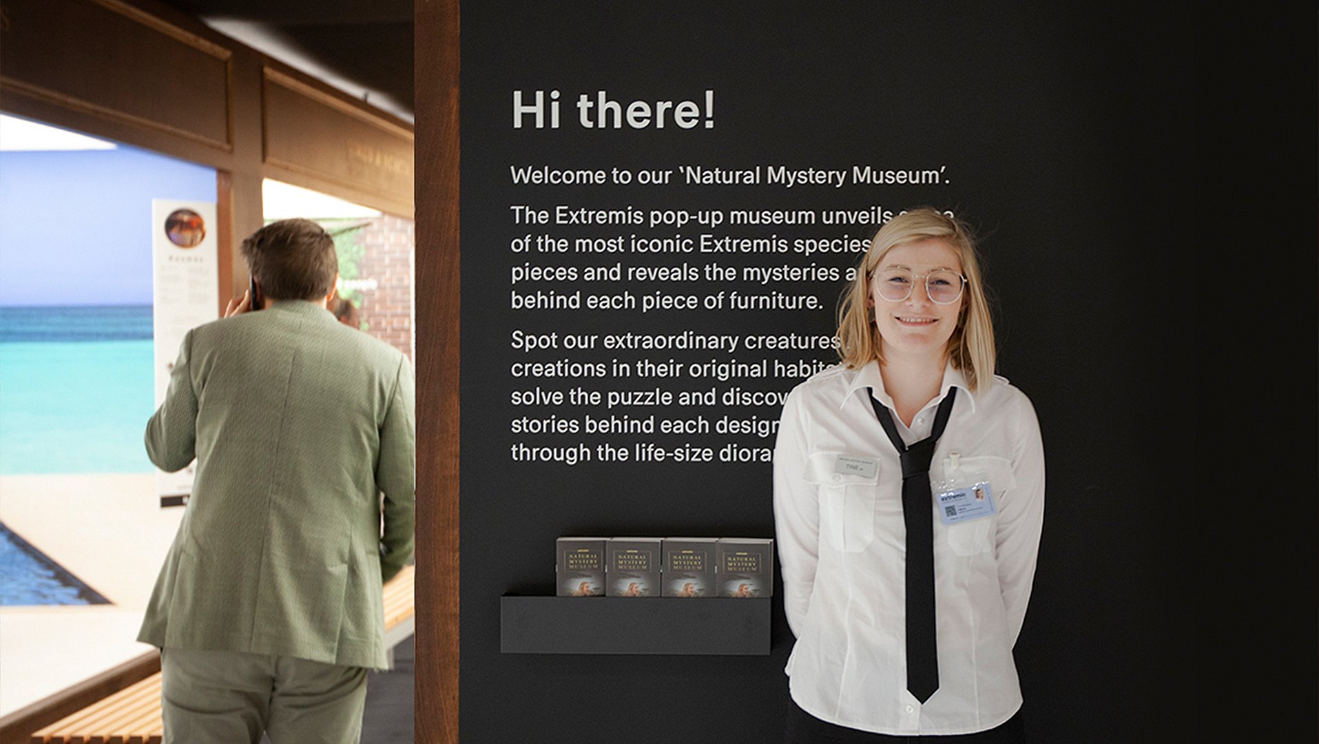 Vue d’exposition de style musée présentant les meubles Extremis dans un environnement immersif et mis en scène, conçu pour révéler des fonctions et des histoires cachées.