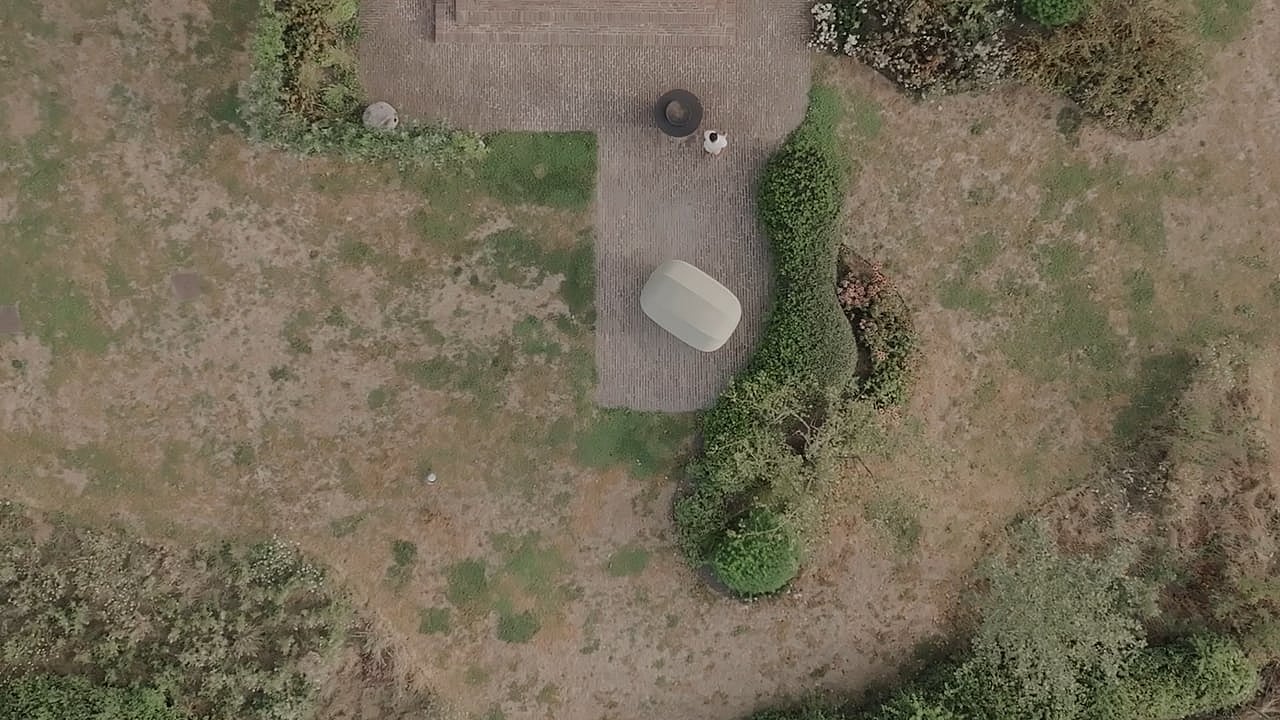 Still from the third Cabrio product video
